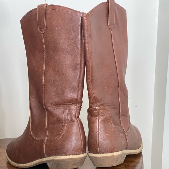 Youth girls size 2 | Cat and Jack cowgirl boots | Brown - Picture 4 of 6